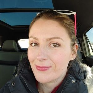 Meet your Posher, Alison